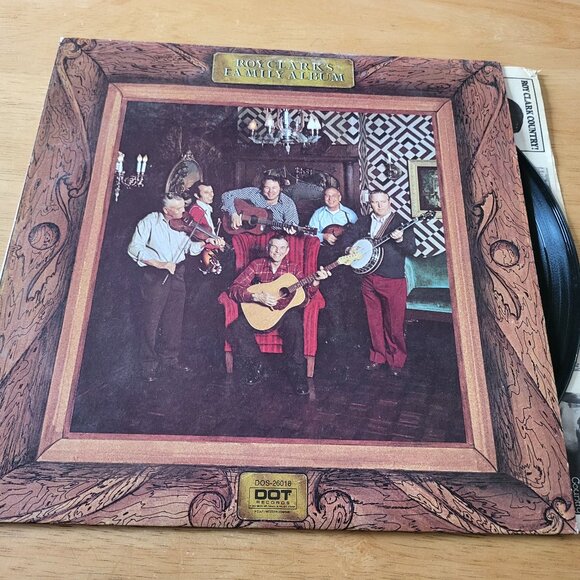 ROY CLARK Roy Clark's Family Album Vinyl LP 1973 DOT Records DOS-26018 LP3 - Picture 1 of 9